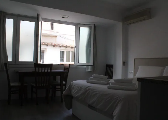 Carihuela Beach Apartamentos